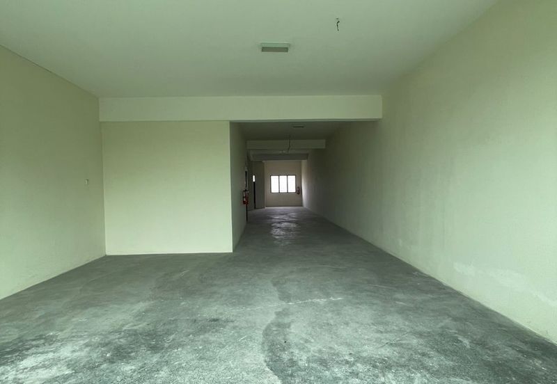 Jalan Pasir Puteh, Station 18