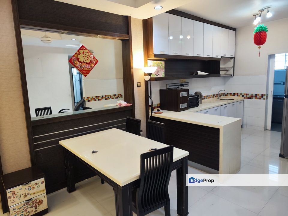 Desa Bukit jambul Condo With Nice Fully renovated Unit, Penang, Bukit Jambul