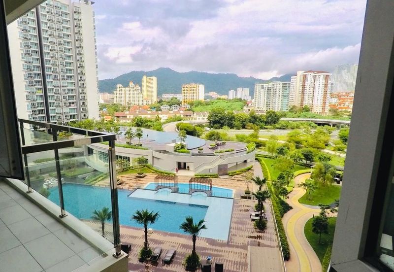 Tropicana Bay Residences