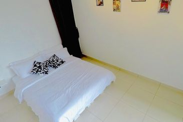 Tropicana Bay Residences