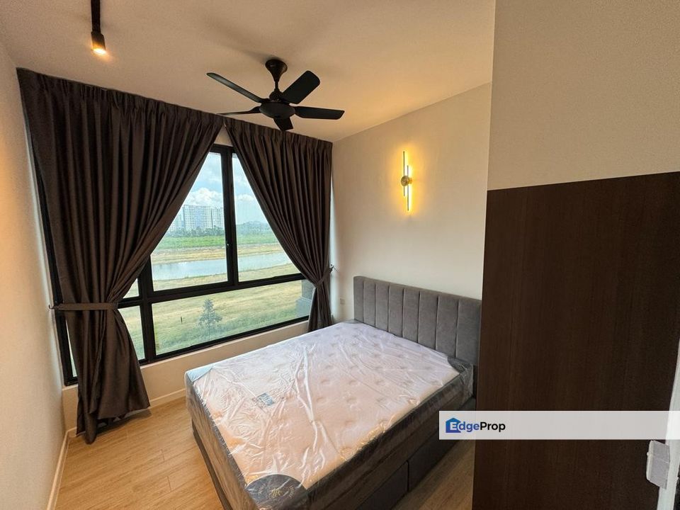 Anggun Residences Beside Design Village with Fully Furnished, Penang, Batu Kawan