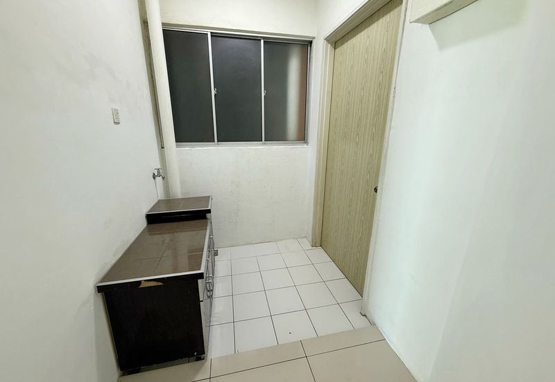 Arasia Perdana (The Clovers)