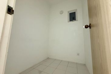 Arasia Perdana (The Clovers)