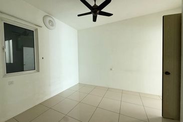 Arasia Perdana (The Clovers)