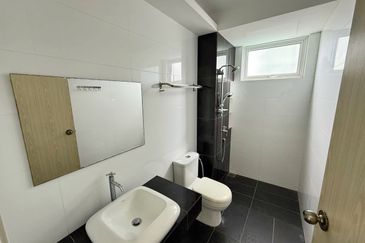 Arasia Perdana (The Clovers)