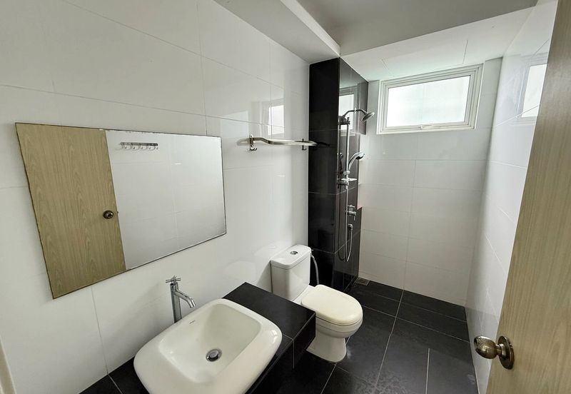 Arasia Perdana (The Clovers)