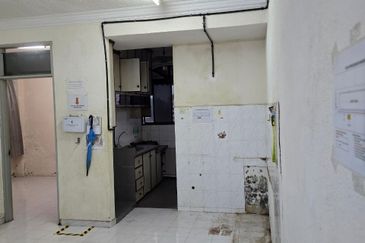 Taman Mas, Pantai Jerjak