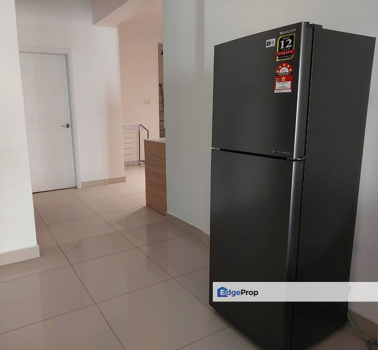 Summerton Condo Nearby Queesbay Mall., Penang, Bayan Lepas