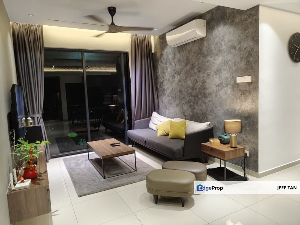 Golden Triangle 2 Corner Unit With Nice Renovated and Fully Furnished, Penang, Sungai Ara