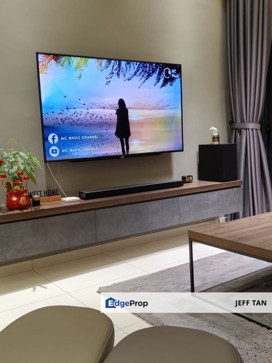 Golden Triangle 2 Corner Unit With Nice Renovated and Fully Furnished, Penang, Sungai Ara