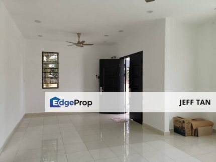 Dedaun Bungalow Lot At Batu Kawan with basic Fittings, Penang, Batu Kawan