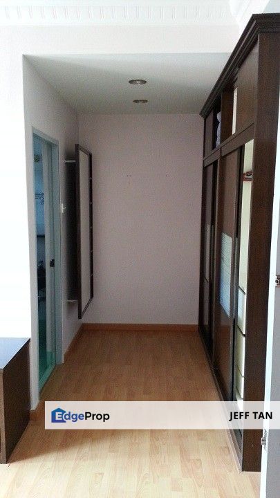 3 Storey Krystal country home for sale in Bayan Lepas, Penang, Bayan Lepas