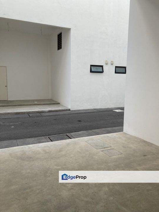3 Story Vervea Shop Lot Beside Batu Kawan Industrial Park., Penang, Simpang Ampat