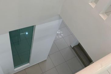 Sathu Terraces @ One Residence