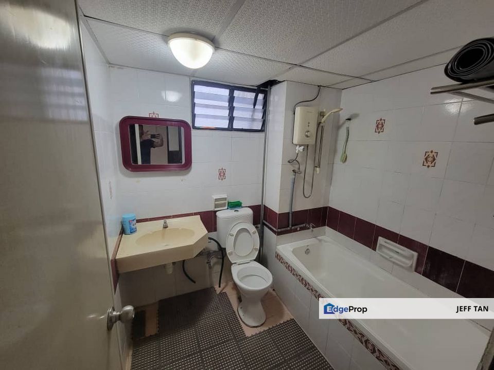 Sunny Ville Condominium Near To USM Sungai Dua & Penang 1st bridge, Penang, Batu Uban