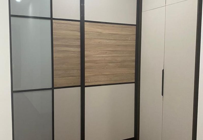 Queens Residences @ Queens Waterfront