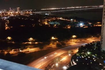 Tropicana Bay Residences