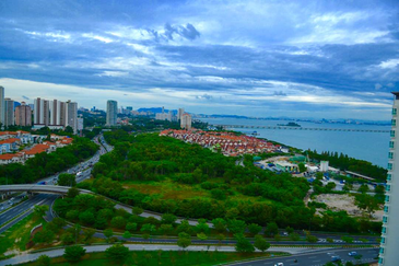 Tropicana Bay Residences