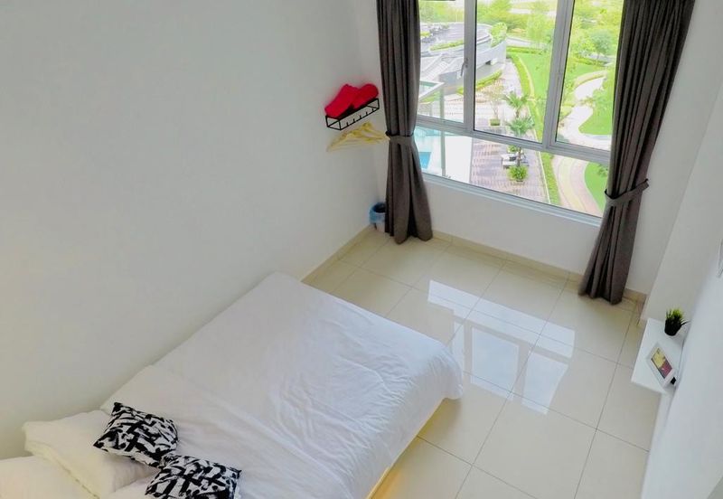 Tropicana Bay Residences