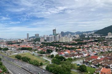 Tropicana Bay Residences