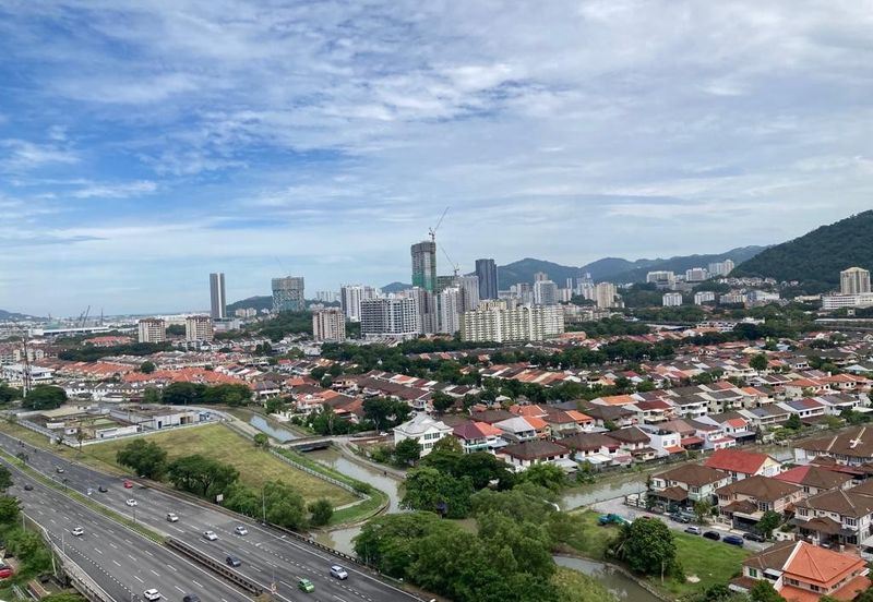 Tropicana Bay Residences