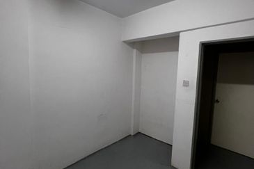 Ara Greens Apartment