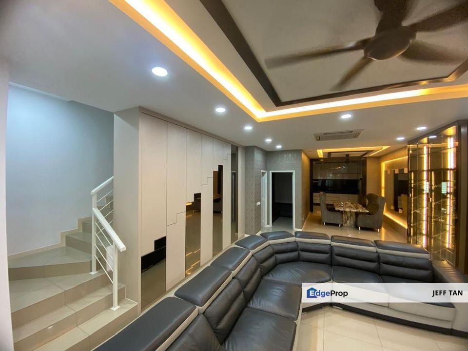 3 Storey Terrace Gated & Guarded With facilities At Batu Maung, Penang, Batu Maung