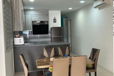 Arasia Perdana (The Clovers)