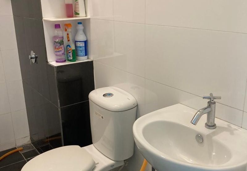 Arasia Perdana (The Clovers)