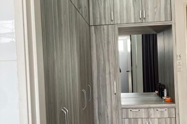 Arasia Perdana (The Clovers)