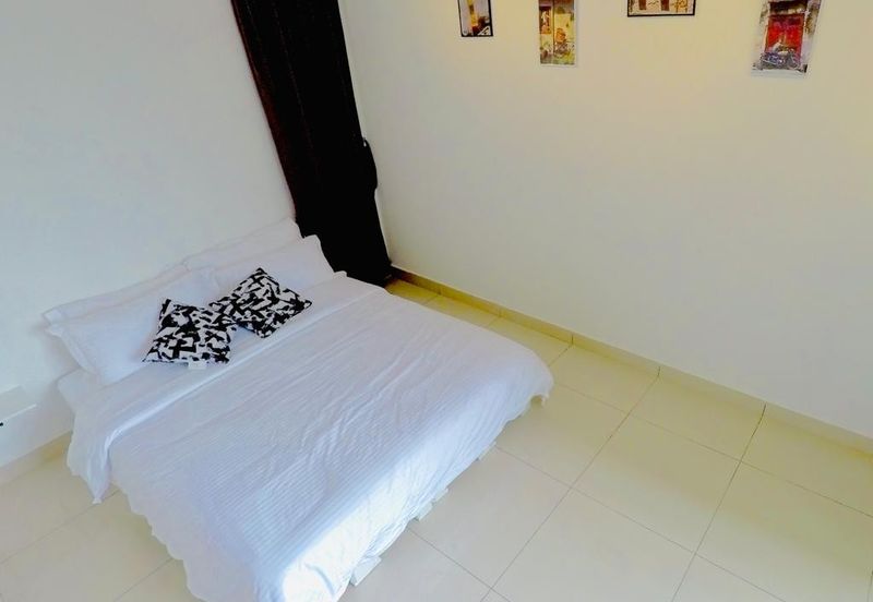 Tropicana Bay Residences