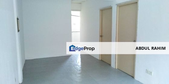 Pangsapuri Seri Dahlia, Bandar Seri Putra, Block D, Selling at RM145,000 (Nego), Selangor, Bangi
