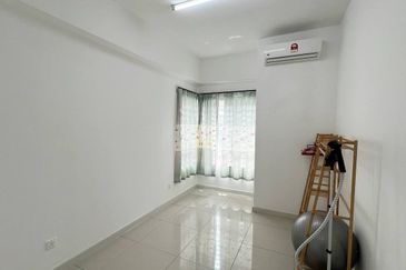 Savanna Executive Suites @ Southville City