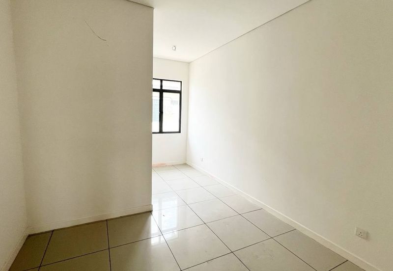 Avista @ Warisan Puteri