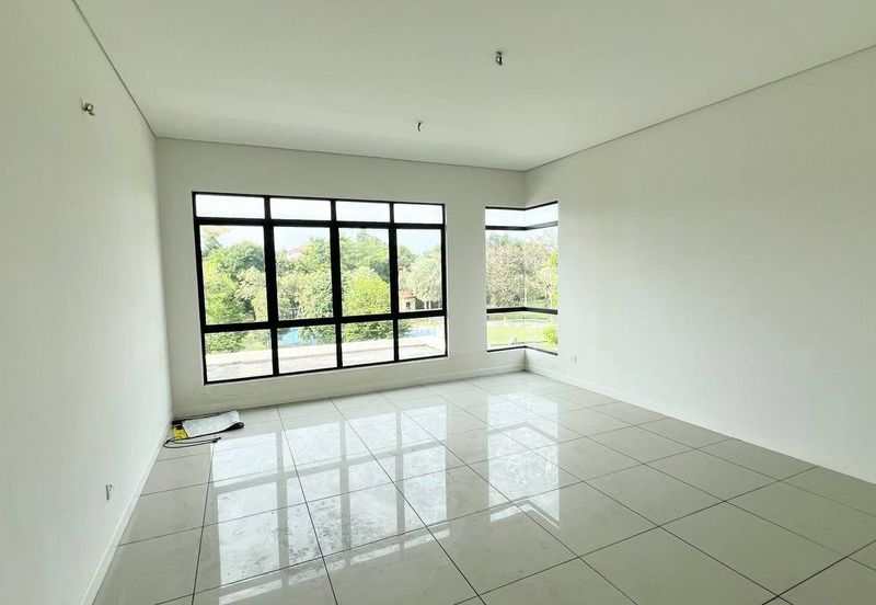 Avista @ Warisan Puteri