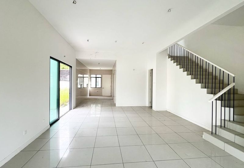 Avista @ Warisan Puteri