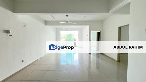 Low Density, Big Balcony, Swimming Pool View, Cheapest Unit, Near KLIA, Near Nilai, Selangor, Sepang