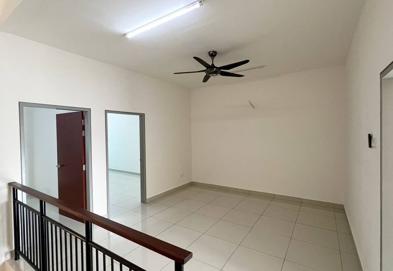 Evira @ Warisan Puteri