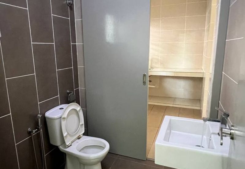 Evira @ Warisan Puteri