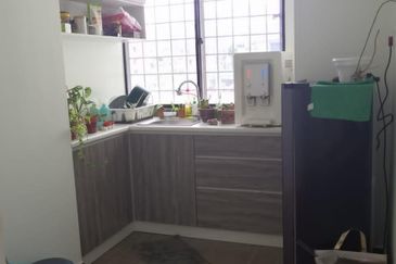 3 storey shop lot, Jalan Ipoh Jalan Tun Razak