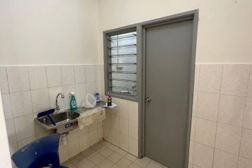 Aman & Damai Apartment