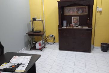 Mutiara Magna ground floor shop tenanted now ROI 6%