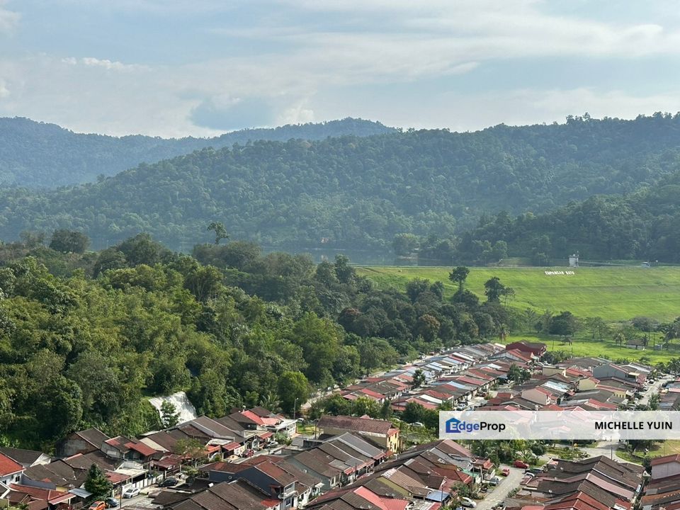 Lakeview Apartment Selayang Batu Caves Gombak with lift balcony LOW DOWNPAYMENT Cashback, Selangor, Selayang