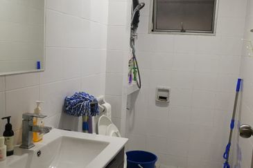 Perdana View Condominium