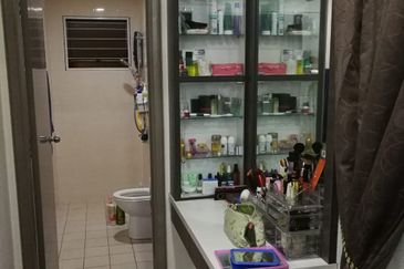 Perdana View Condominium