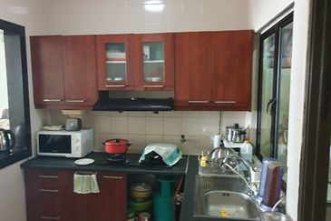 Royal Domain Sri Putramas II