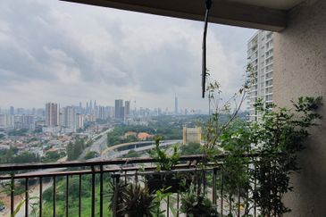 Royal Domain Sri Putramas II