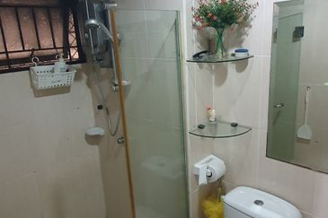 Royal Domain Sri Putramas II