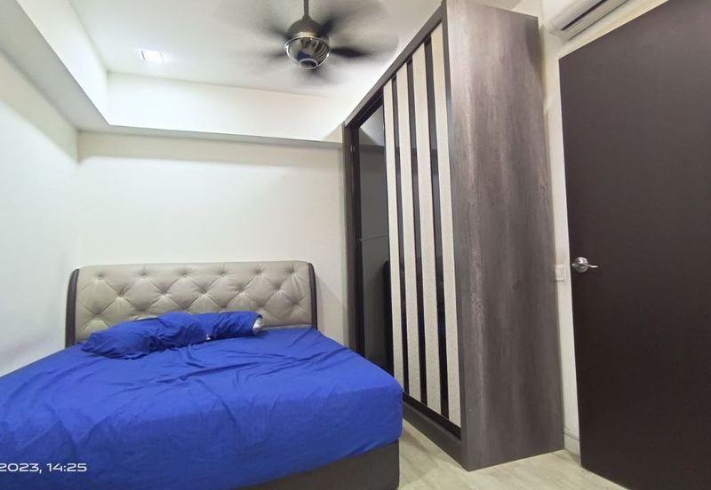 Royalle Condominium @ North Kiara