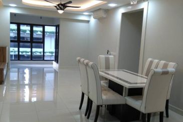 Royalle Condominium @ North Kiara